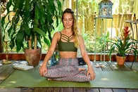 收藏级瑜伽序列，适合各个阶段的瑜伽人练习者，练完让你一身轻松