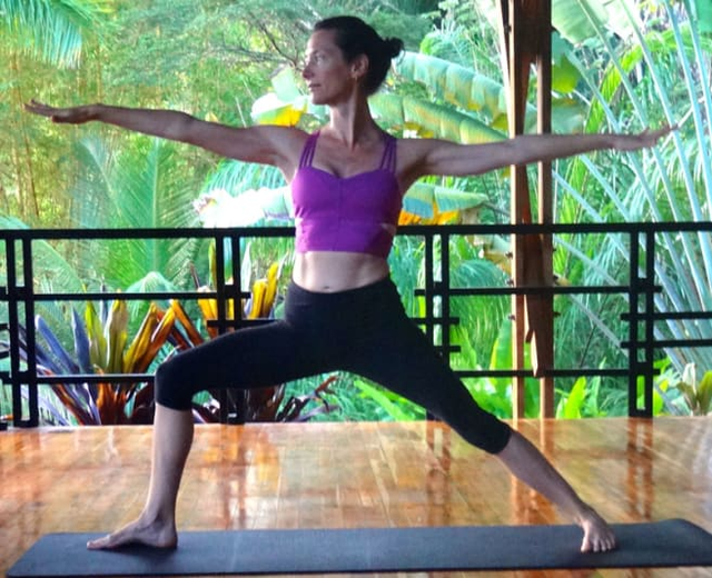 9个瑜伽姿势缓解压力促进循环