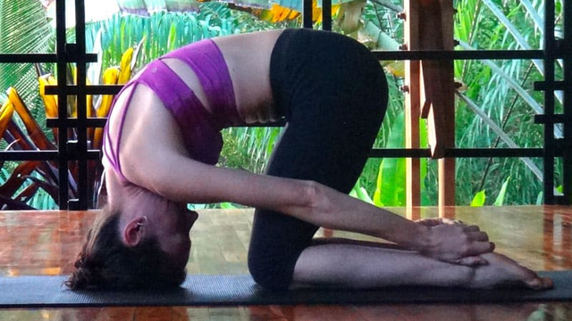 9个瑜伽姿势缓解压力促进循环