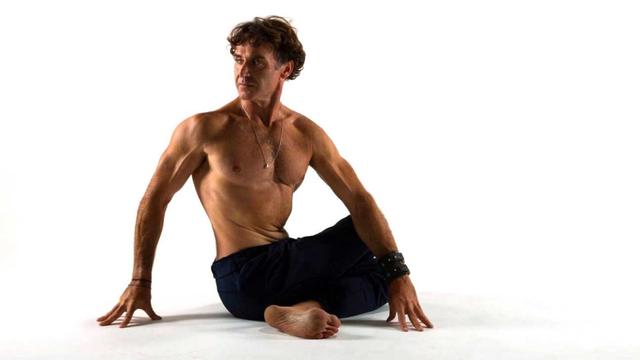 瑜伽老师早晨喜欢哪些伸展运动？为什么？一起来看看吧