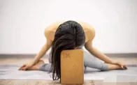 减轻压力，增加灵活性，这5个阴瑜伽姿势在家就可以练