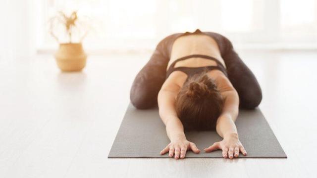 瑜伽如何缓解焦虑？5个动作让你快速平静下来？