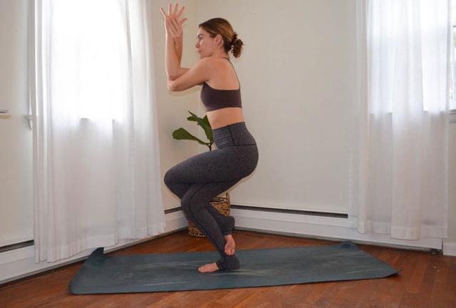 7个瑜伽姿势缓解肩颈疼痛，让你拥有灵活又稳定的肩膀