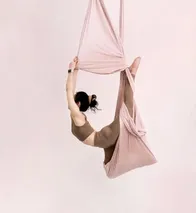 高清唯美女性空中瑜伽凹造型动作照