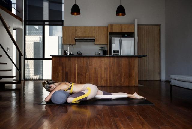 这7个阴瑜伽姿势，伸展，放松髋关节，开髋超有效