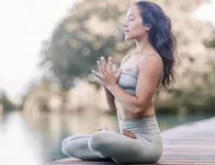 女人放松身体最好的方式，就是练瑜伽，尤其是这4个体式