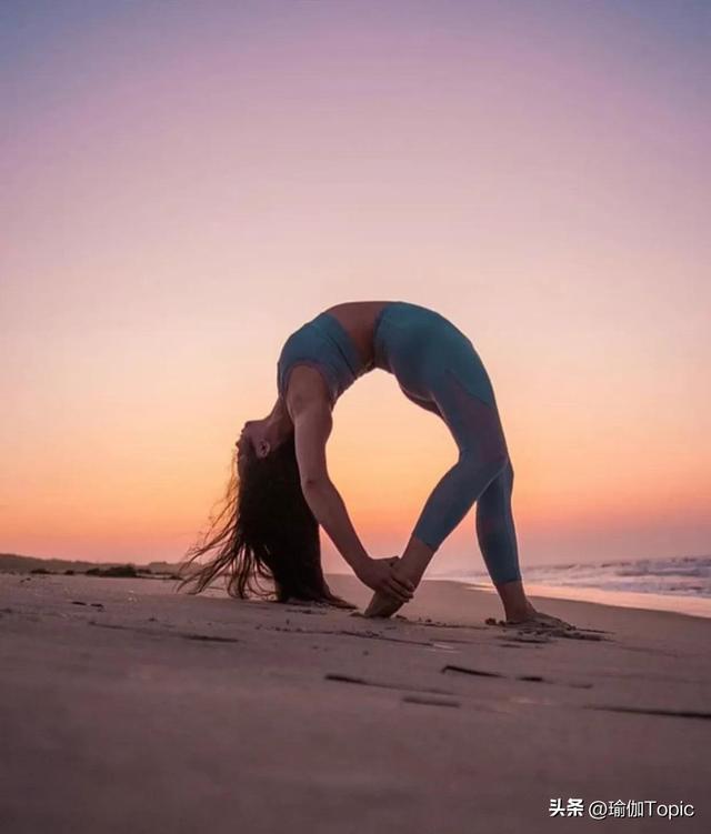 10张精选 女性瑜伽唯美动作照！