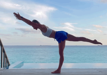 10个女性练腿瑜伽动作，让你性感一整个夏天！