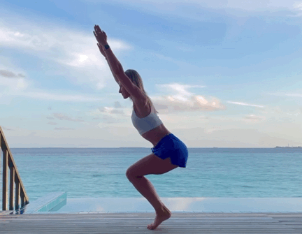 10个女性练腿瑜伽动作，让你性感一整个夏天！