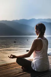 瑜伽中的冥想怎么跟生活连接起来？这样做让你找回平静的内心！