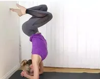 练瑜伽：为什么倒立总是离不开墙？